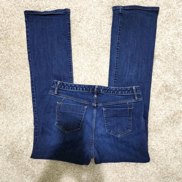 Mossimo Curvy Bootcut denim jeans. Dark blue. Size 8 regular. - Picture 9 of 10